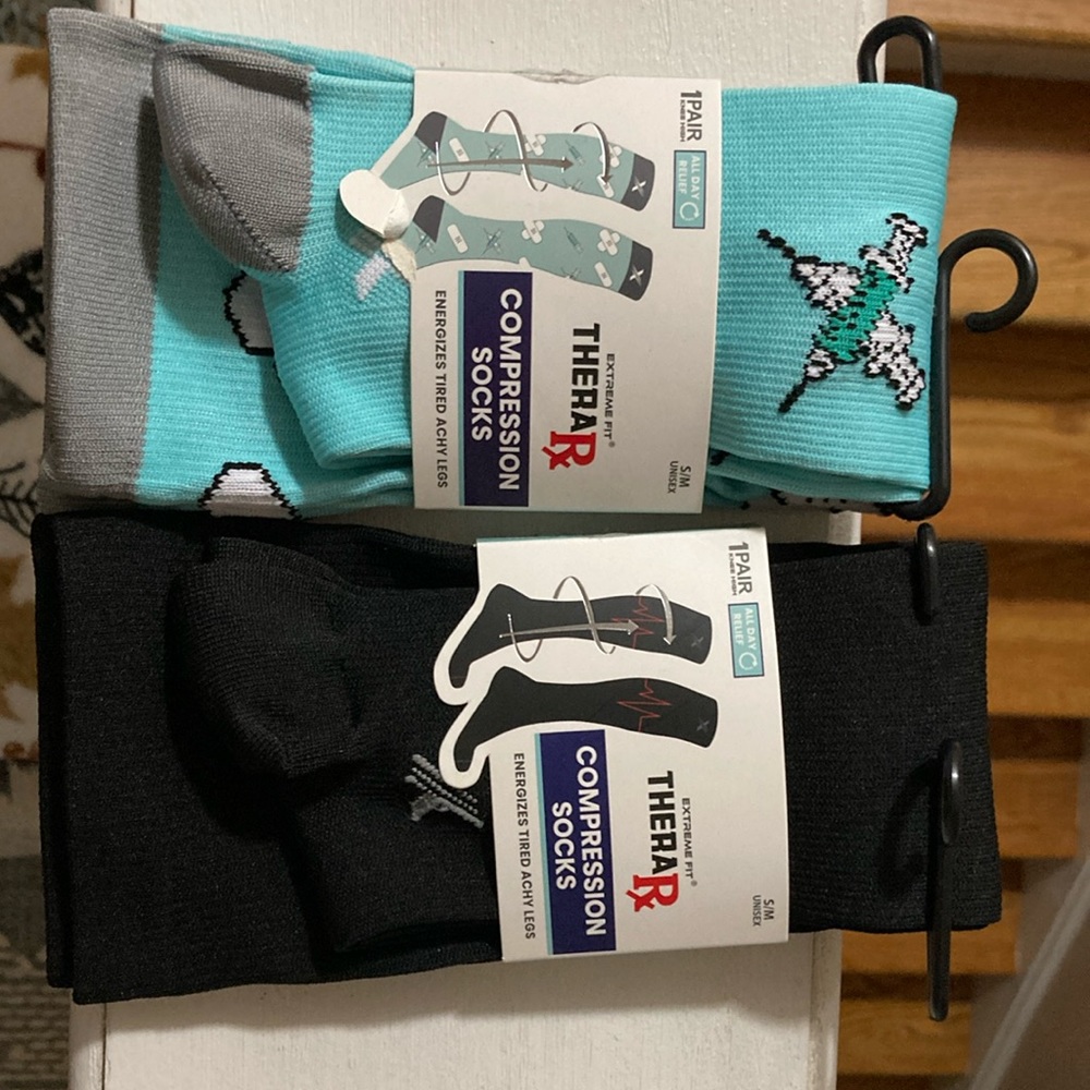 2 pair of compression socks